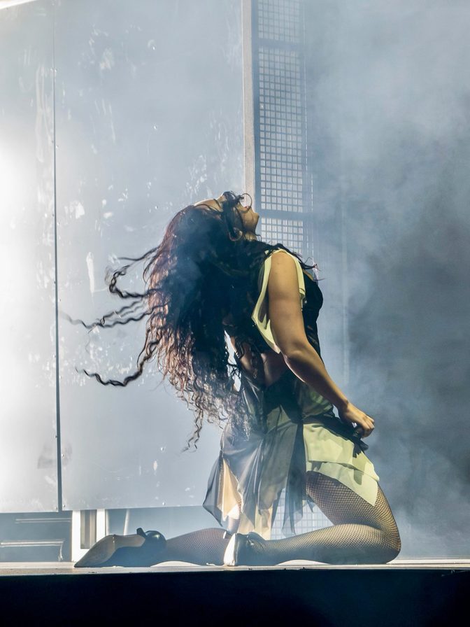 Charli Xcx Cleavage Fishnets Big Boobs Philly Concert