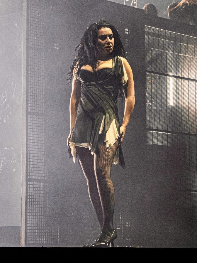 Charli Xcx Cleavage Fishnets Big Boobs Philly Concert