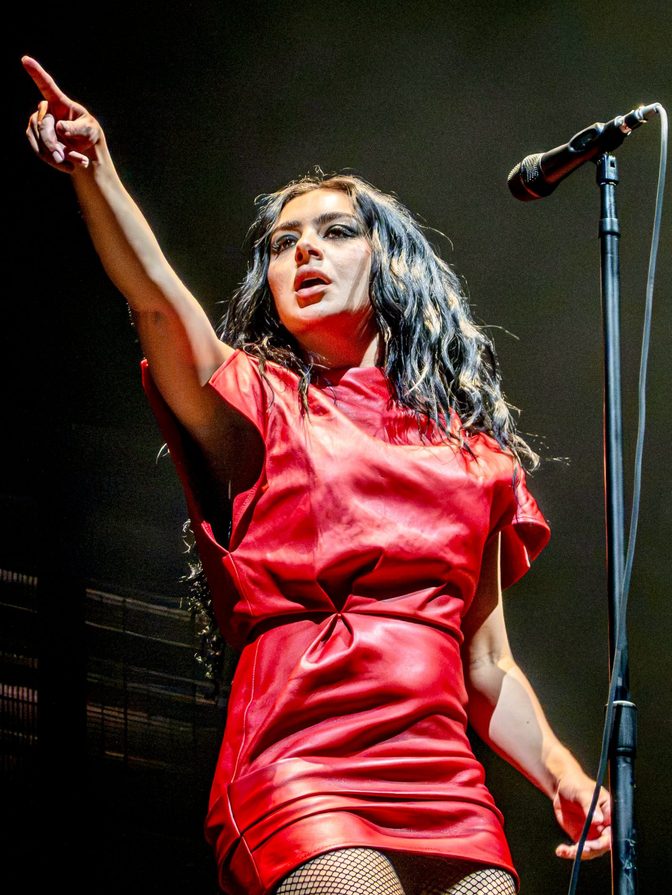 Charli Xcx Cleavage Fishnets Big Boobs Philly Concert