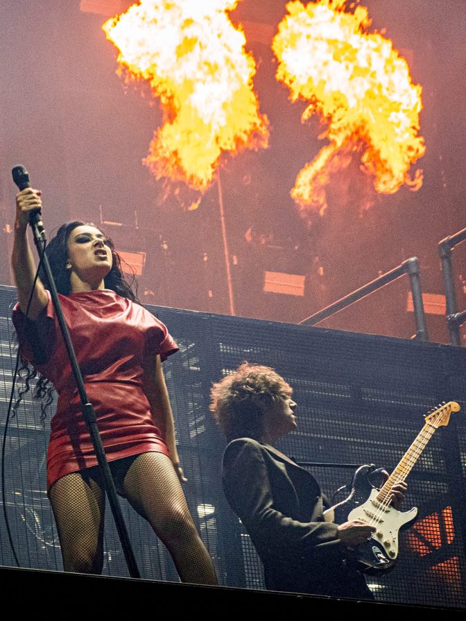 Charli Xcx Cleavage Fishnets Big Boobs Philly Concert