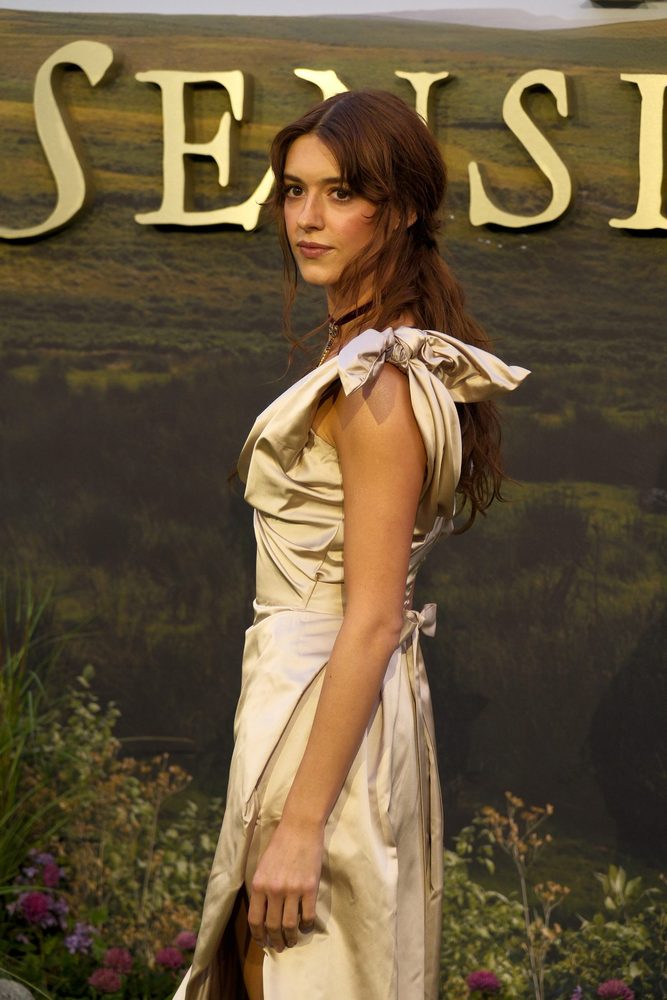 Daisy Edgar Jones Cream Satin Plunge Cleavage Sense Sensibility Premiere