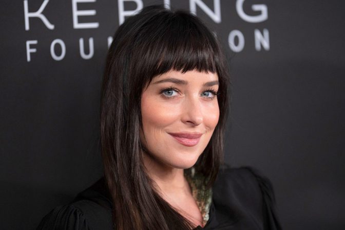 Dakota Johnson Braless Valentino Cutout Gown Sexy Red Carpet