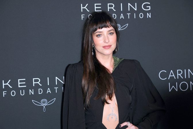 Dakota Johnson Braless Valentino Cutout Gown Sexy Red Carpet