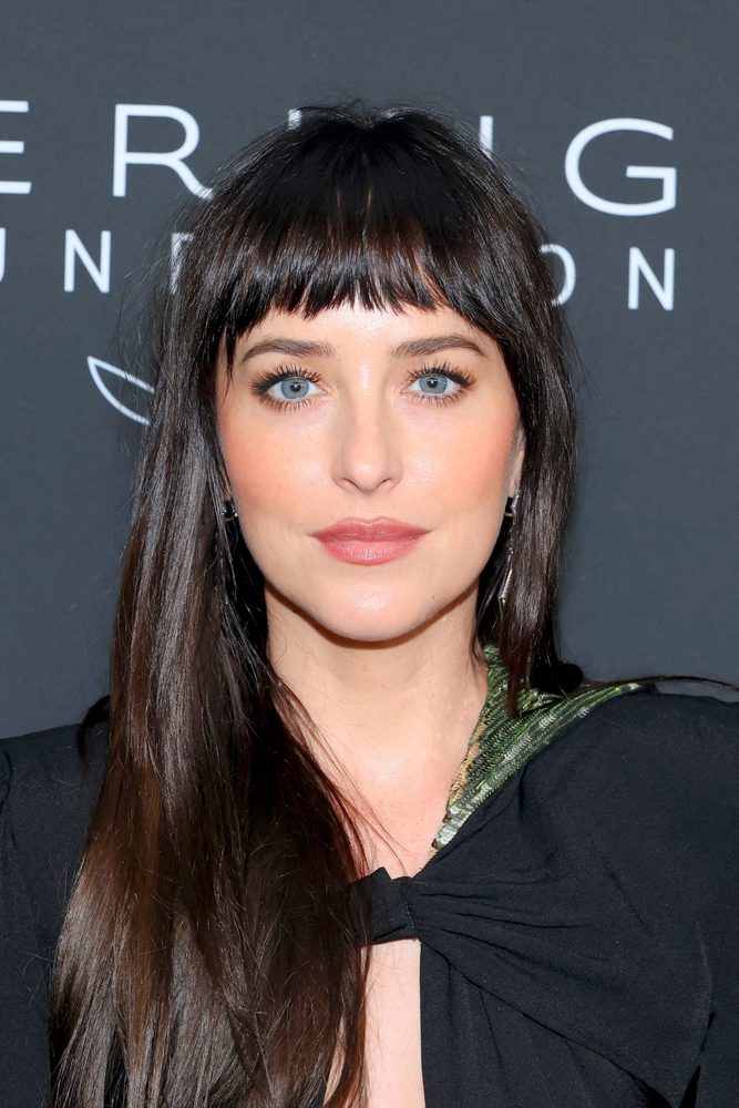 Dakota Johnson Braless Valentino Cutout Gown Sexy Red Carpet