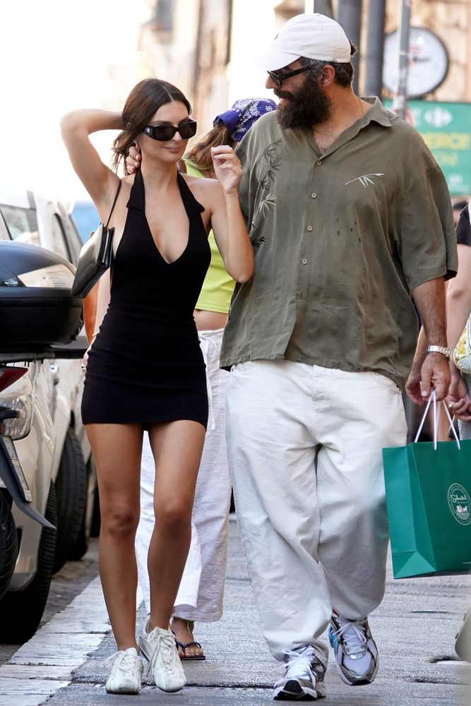 Emily Ratajkowski Cleavage Black Mini Dress Rome
