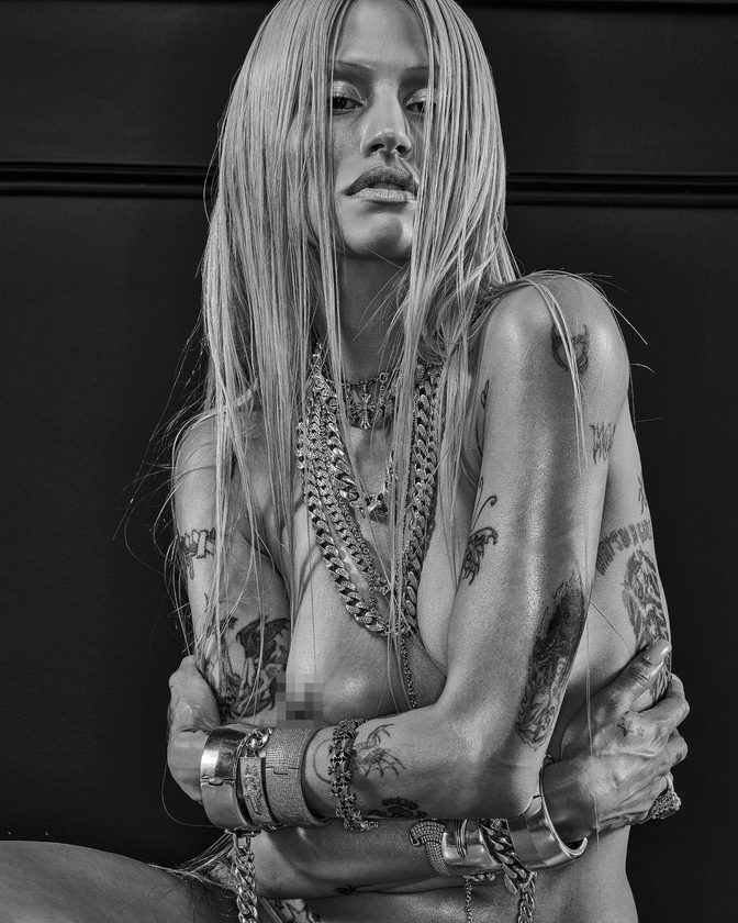Gabbriette Topless Oiled Body Cr Fashion Book Punk