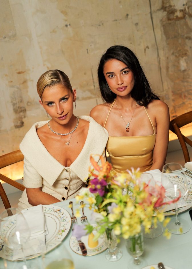 Kelsey Merritt Yellow Satin Gown Cleavage Curves Tiffany Paris Dinner