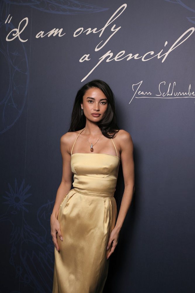Kelsey Merritt Yellow Satin Gown Cleavage Curves Tiffany Paris Dinner