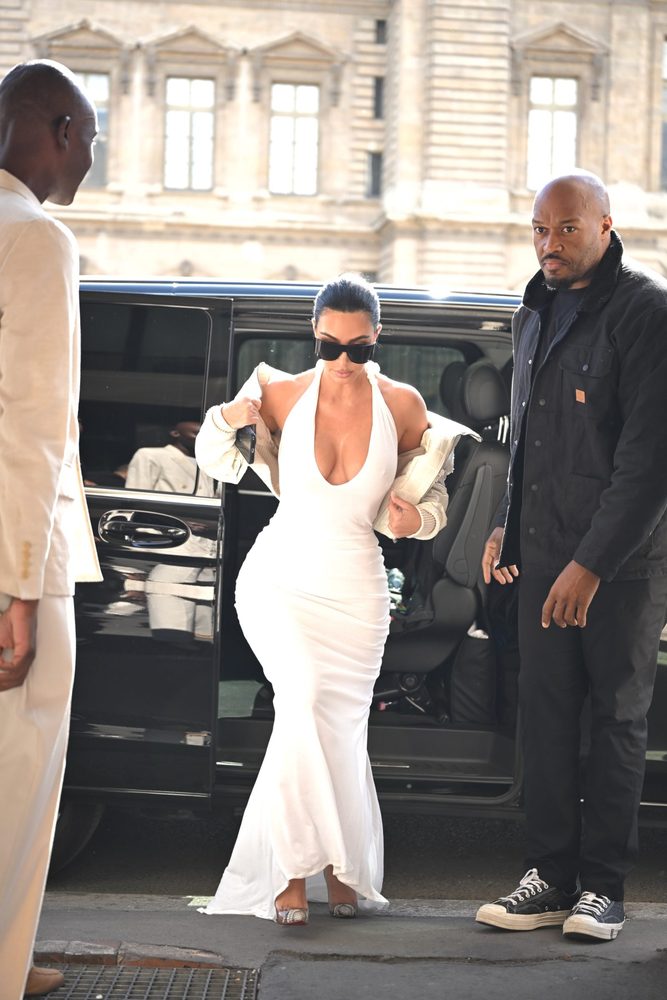 Kim Kardashian Braless White Dress Huge Breasts Cleavage Paris