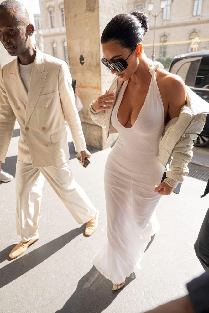 Kim Kardashian Braless White Dress Huge Breasts Cleavage Paris