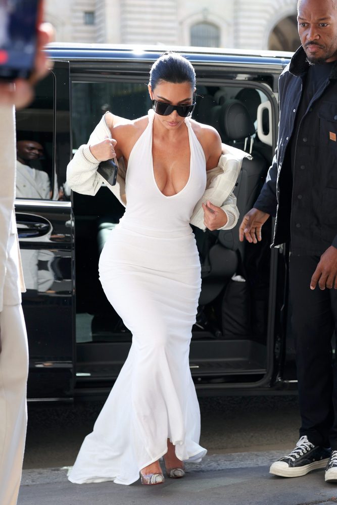 Kim Kardashian Braless White Dress Huge Breasts Cleavage Paris