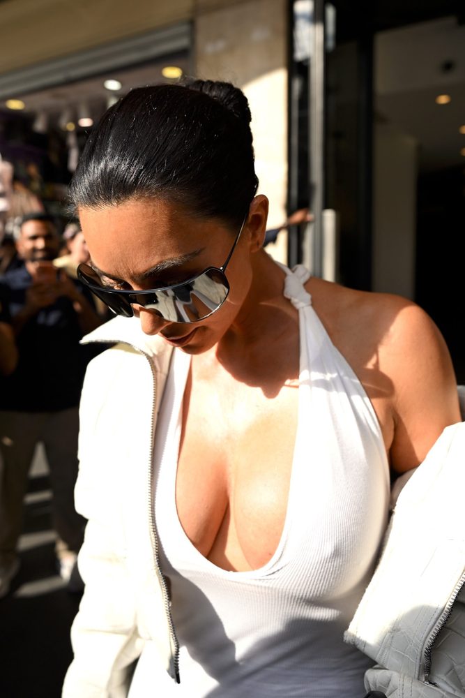 Kim Kardashian Braless White Dress Huge Breasts Cleavage Paris