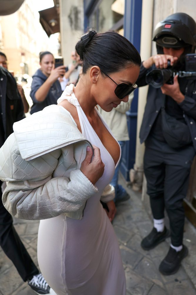 Kim Kardashian Braless White Dress Huge Breasts Cleavage Paris