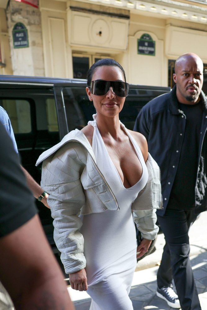 Kim Kardashian Braless White Dress Huge Breasts Cleavage Paris