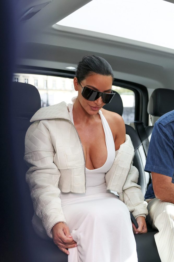 Kim Kardashian Braless White Dress Huge Breasts Cleavage Paris