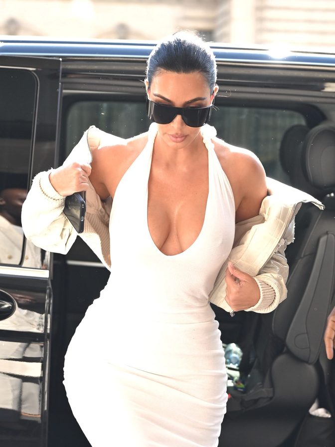 Kim Kardashian Braless White Dress Huge Breasts Cleavage Paris