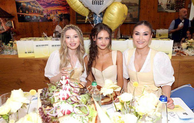 Leni Klum Cream Dirndl Deep Cleavage Doc Berger Wiesn Lunch