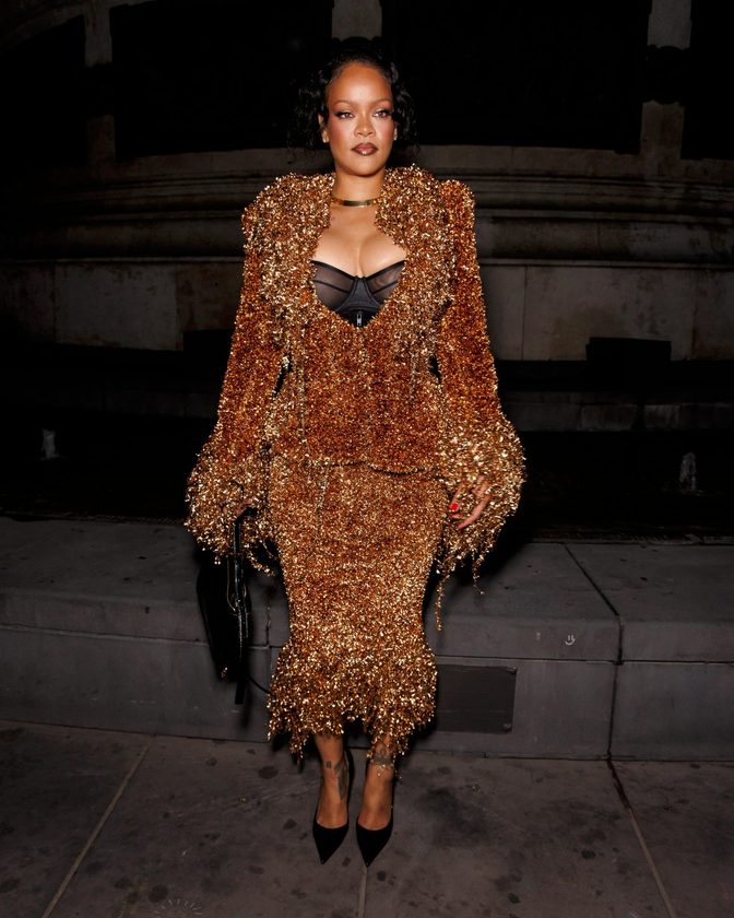 Rihanna Big Cleavage Black Bra Copper Metallic Fringe Suit