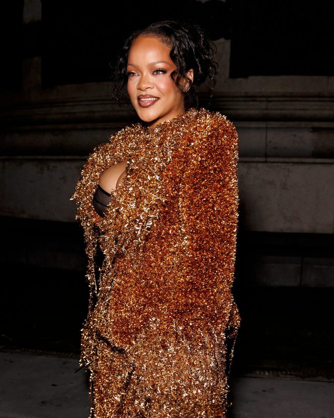 Rihanna Big Cleavage Black Bra Copper Metallic Fringe Suit