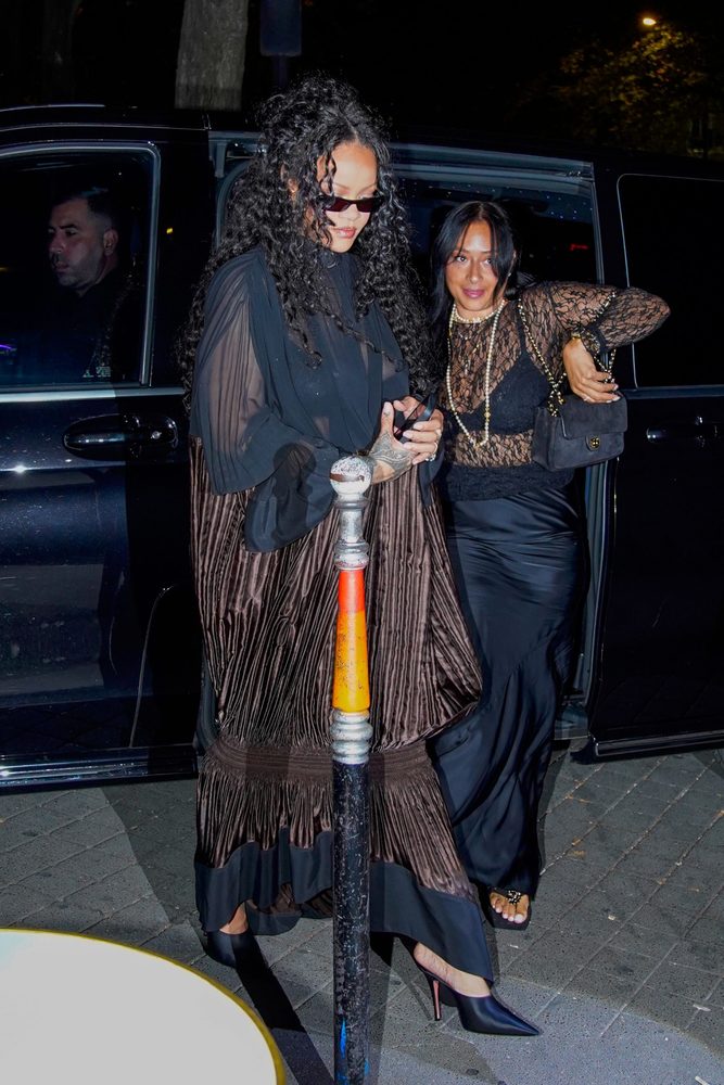 Rihanna See Through Blouse Boobs Paris Night