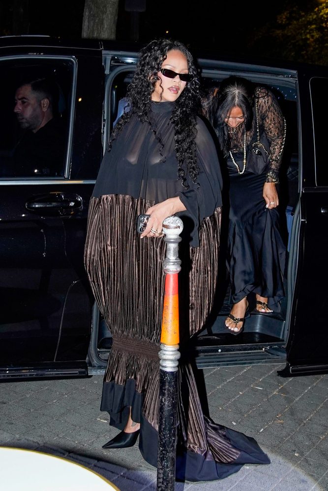 Rihanna See Through Blouse Boobs Paris Night