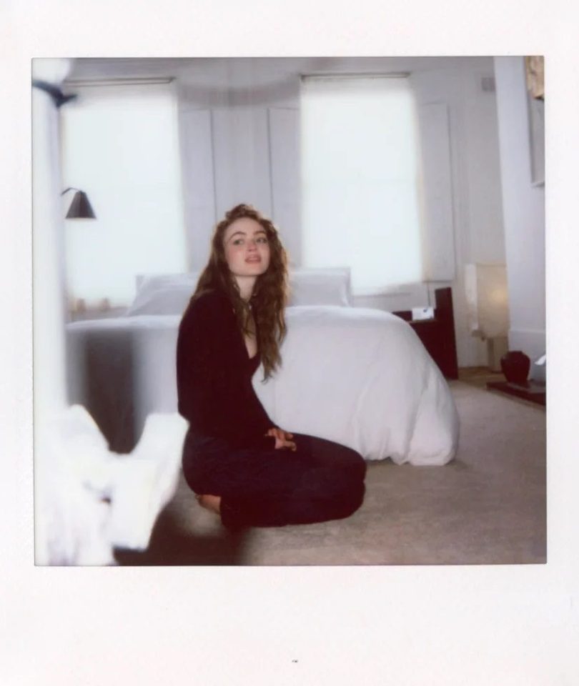 Sadie Sink Sexy Bra Unzipped Jeans Calvin Klein