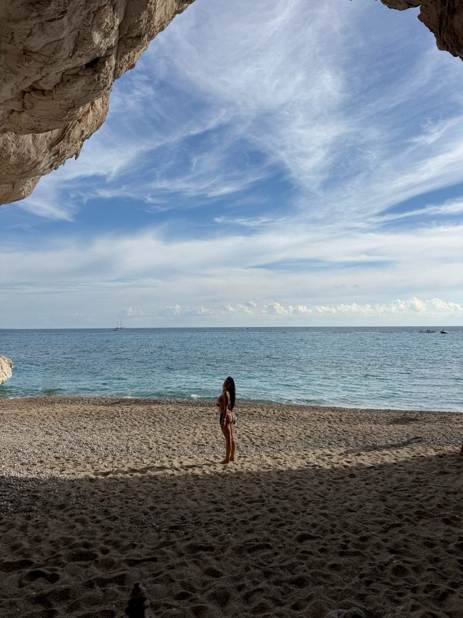 Sarah Curr Pink Polka Bikini Big Boobs Rocky Beach