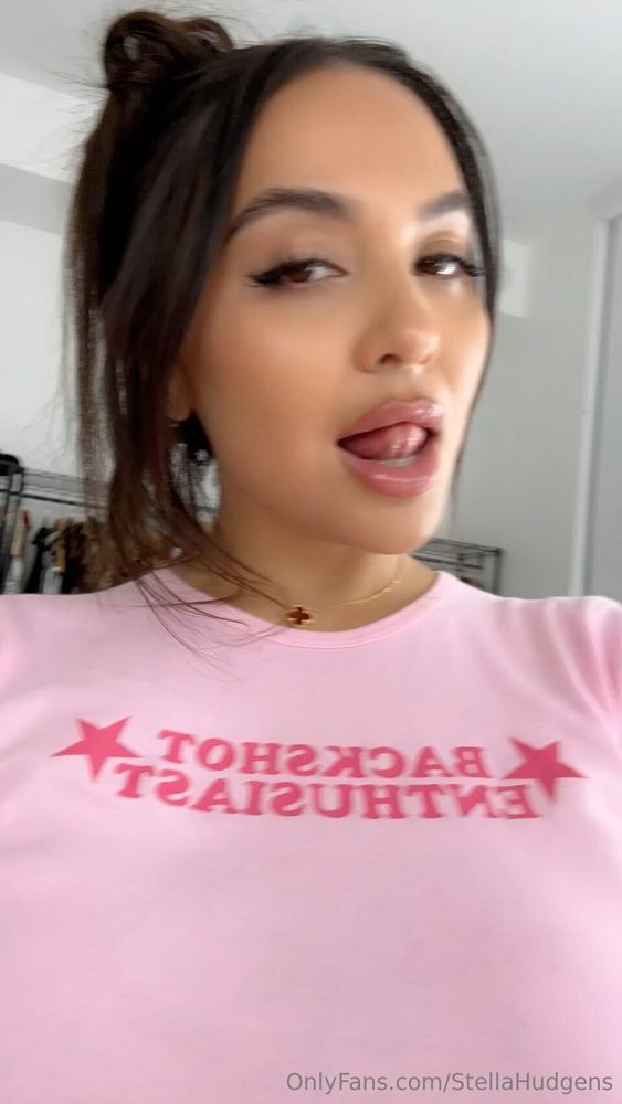 Stella Hudgens Tits Topless Pink Crop Top Mirror Selfie