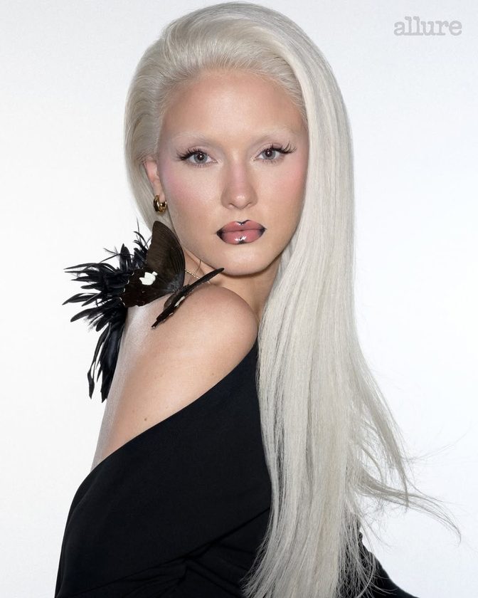 Zara Larsson Sexy Black Bra Pink Wig Allure
