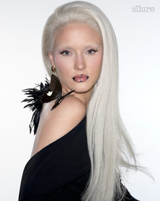 Zara Larsson Sexy Black Bra Pink Wig Allure