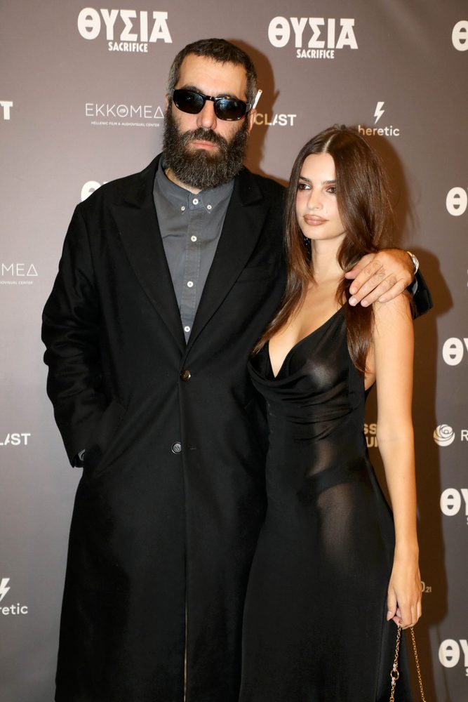 Emily Ratajkowski Nipples Cleavage See Through Sheer Dress