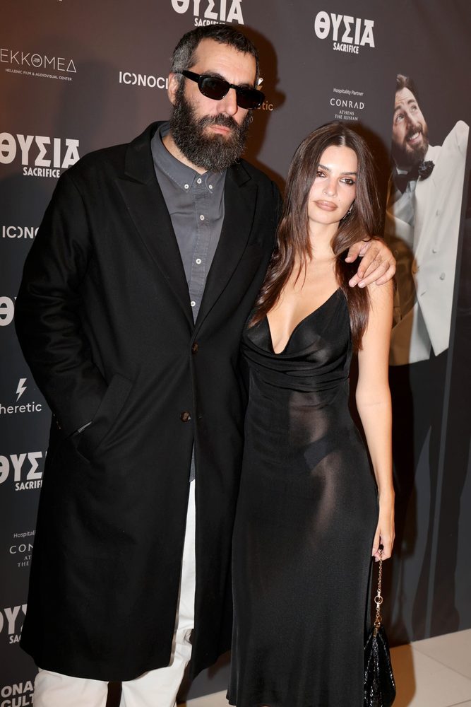 Emily Ratajkowski Nipples Cleavage See Through Sheer Dress