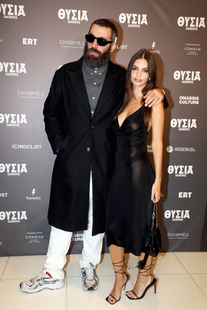 Emily Ratajkowski Nipples Cleavage See Through Sheer Dress