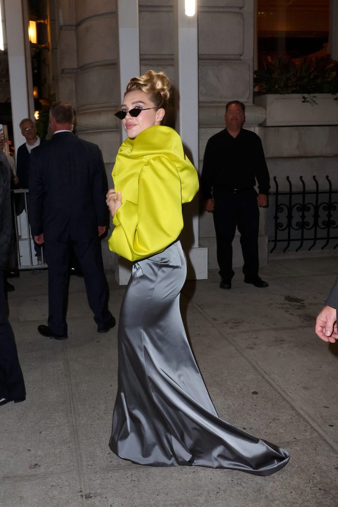 Florence Pugh Plunging Corset East Of Eden Premiere