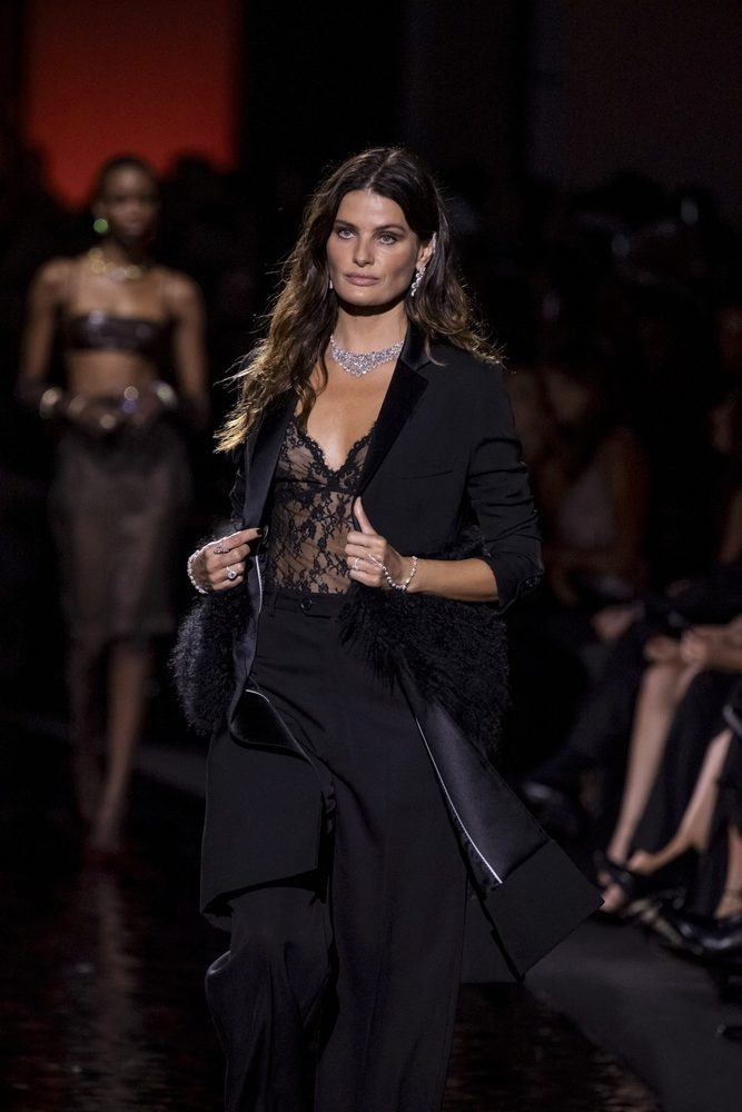 Isabeli Fontana Nipples See Through Lace Top Messika Runway
