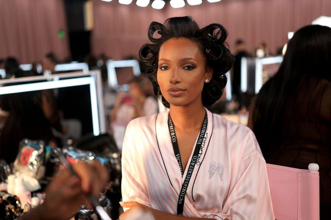 Jasmine Tookes Backstage Pink Striped Robe Rollers