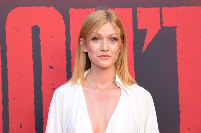 Katherine Mcnamara Spectacular Legs White Mini Dont Move Premiere