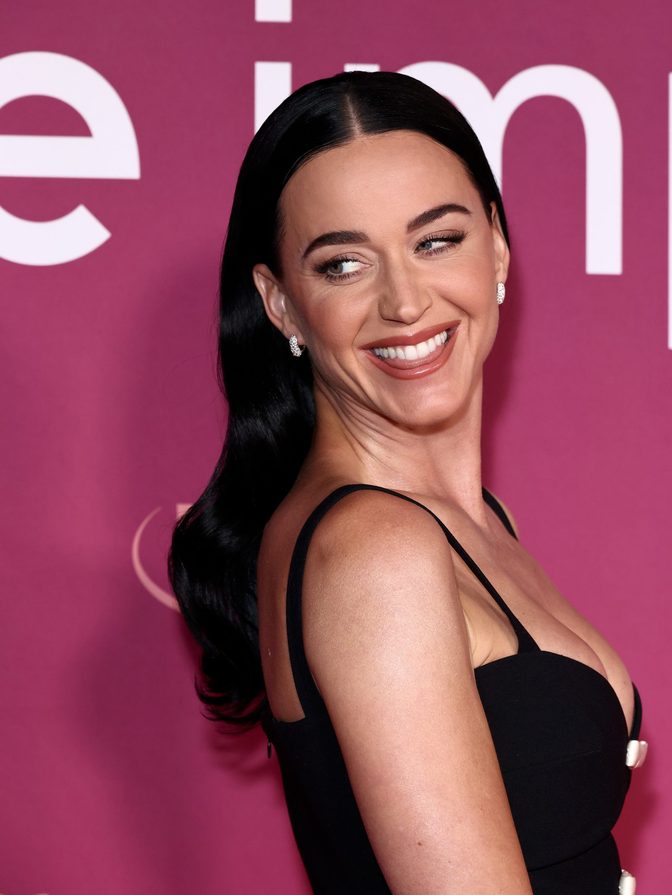 Katy Perry Black Bustier Cutout Gown Deep Cleavage Red Carpet