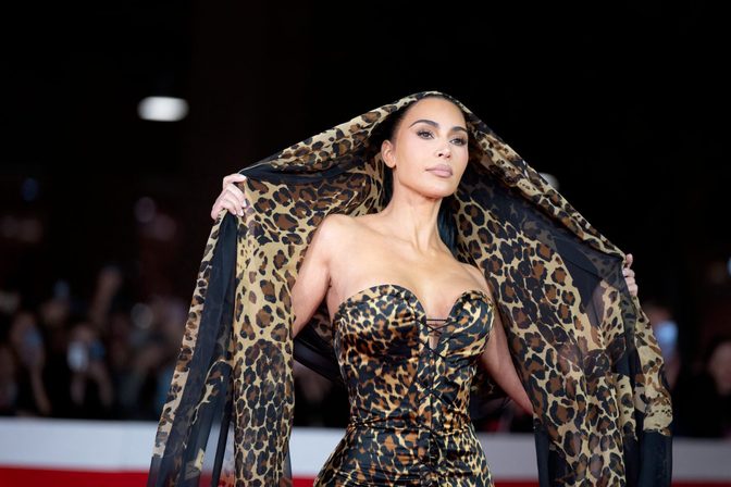 Kim Kardashian Big Cleavage Big Ass Leopard Mermaid Dress