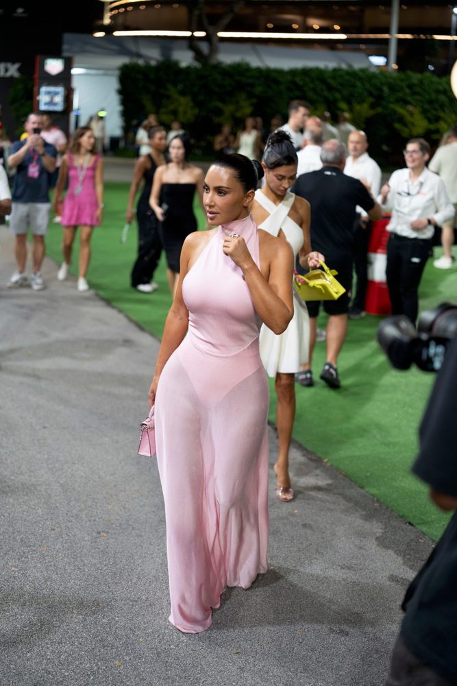 Kim Kardashian See Through Pink Dress Ass Curves F1 Paddock