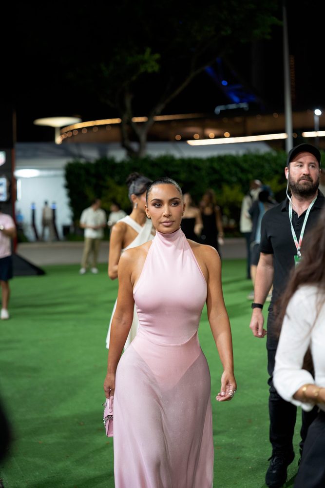 Kim Kardashian See Through Pink Dress Ass Curves F1 Paddock