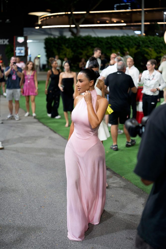 Kim Kardashian See Through Pink Dress Ass Curves F1 Paddock