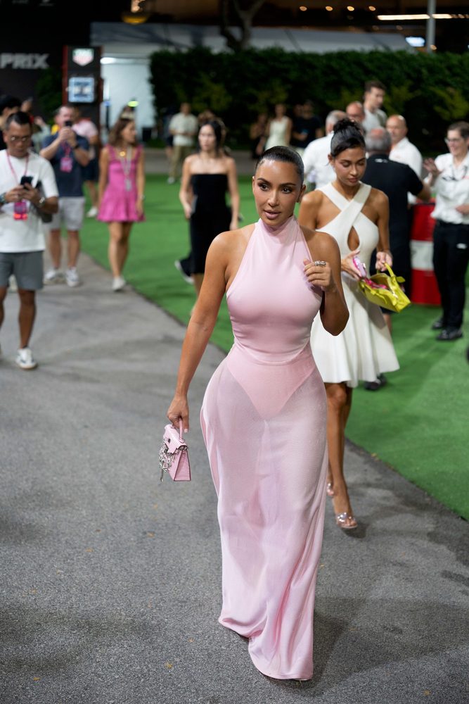 Kim Kardashian See Through Pink Dress Ass Curves F1 Paddock