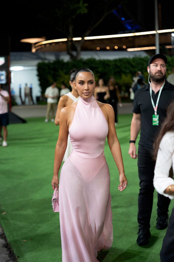 Kim Kardashian See Through Pink Dress Ass Curves F1 Paddock