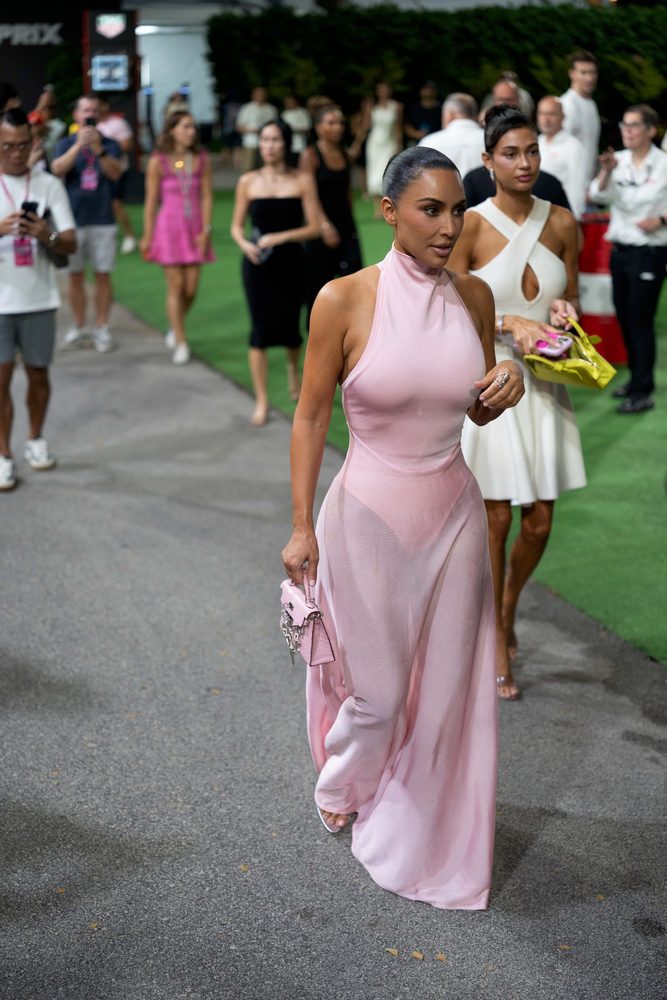 Kim Kardashian See Through Pink Dress Ass Curves F1 Paddock