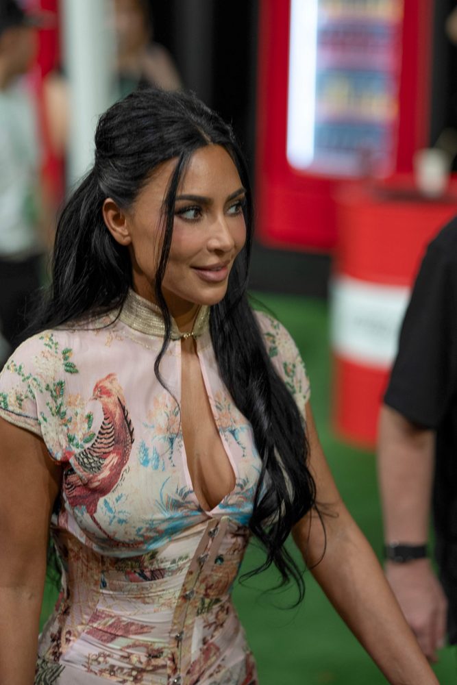 Kim Kardashian Vintage Cavalli Cleavage Singapore F1 Paddock