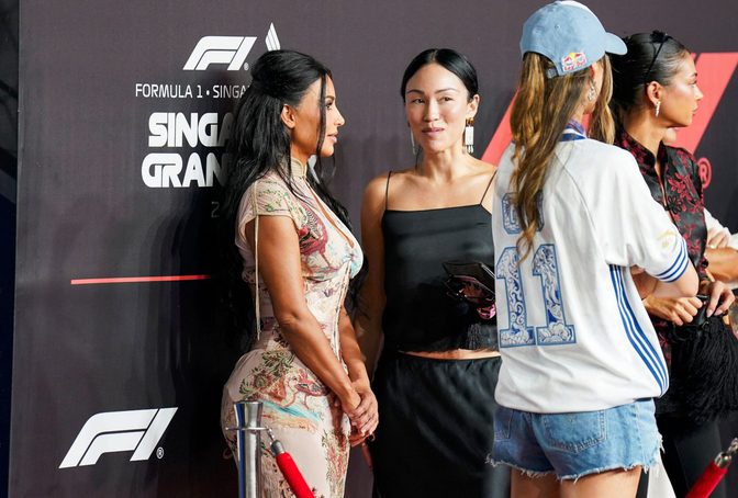 Kim Kardashian Vintage Cavalli Cleavage Singapore F1 Paddock