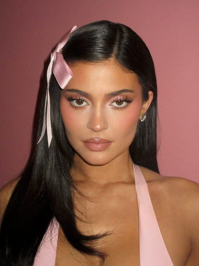 Kylie Jenner Tight Pink Top Breasts Kylie Cosmetics