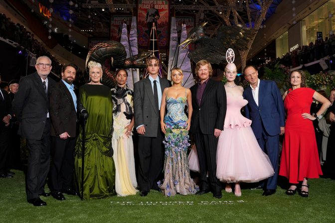 Mckenna Grace Cleavage Hunger Games London Sexy Gown