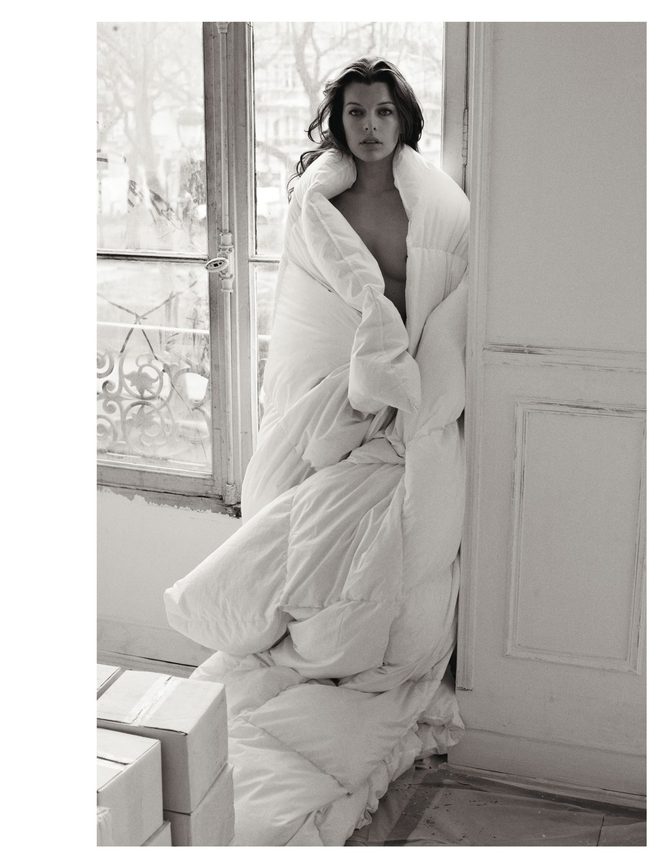 Milla Jovovich Full Frontal Nude Purple Magazine Dark Nipples Bush